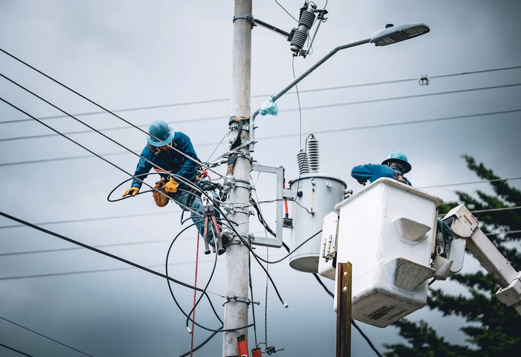 Before, during, and after the storm: 10 AI companies utilities rely on